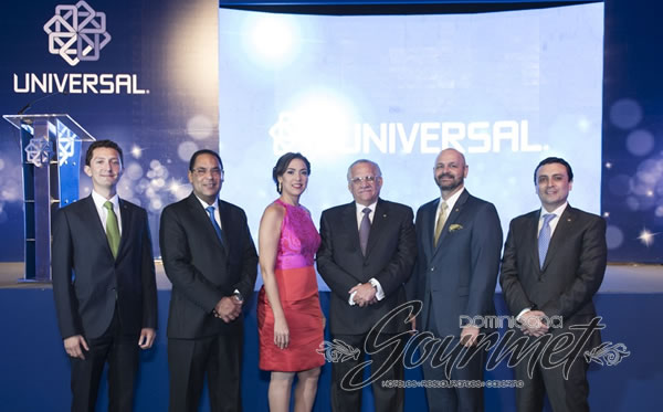 Photo of Grupo Universal celebra cóctel navideño