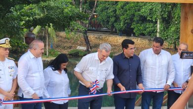 Photo of Presidente Abinader y ministro de Turismo entregan proyecto mejoramiento de la Laguna Gri-Gri y su entorno en Río San Juan