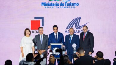 Photo of Asociación de Bancos de la República Dominicana reconoce labor del ministro David Collado